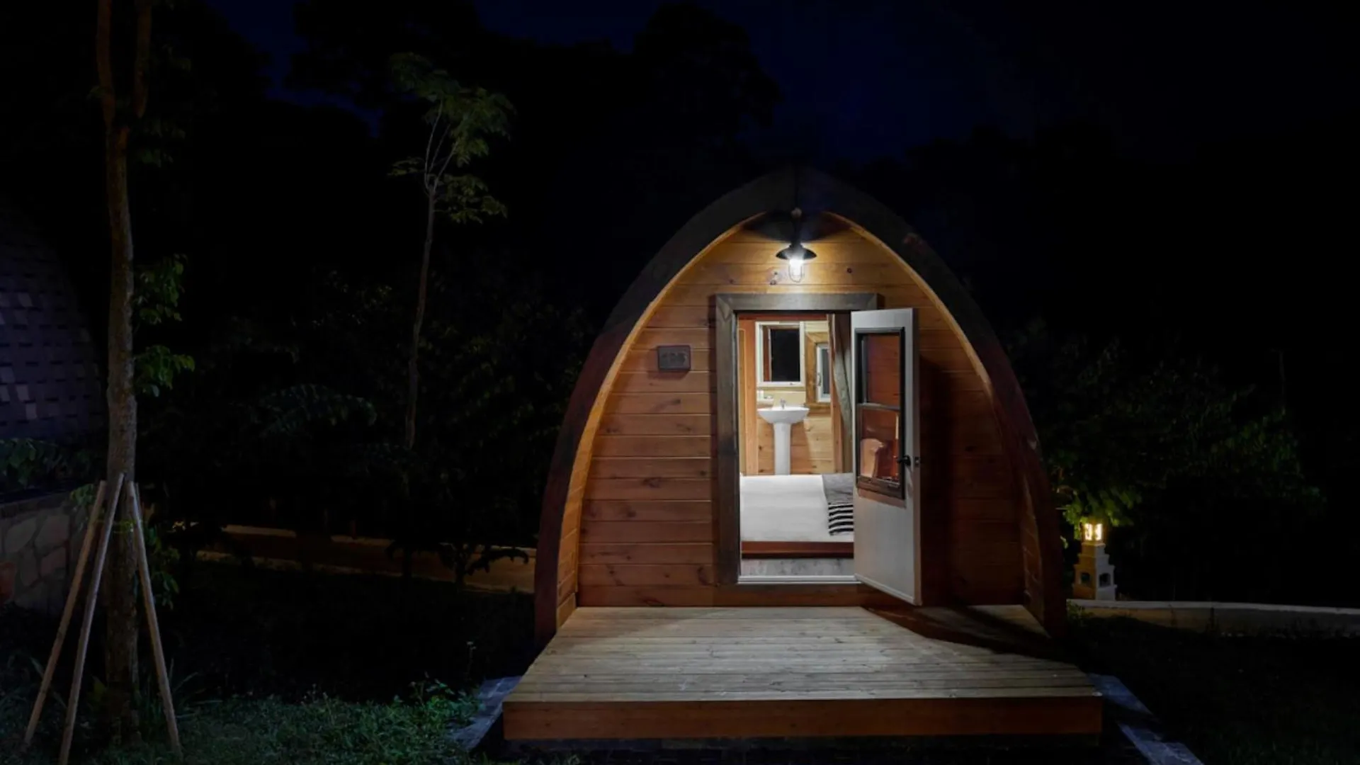 Pod Village By Independence Hotels Σίχανουκβιλ